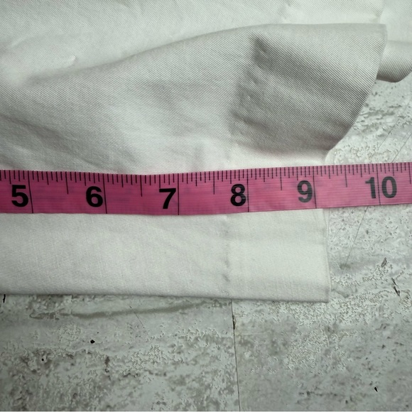 Talbots Perfect Shorts Bermuda White Size 8 EUC - Picture 7 of 11